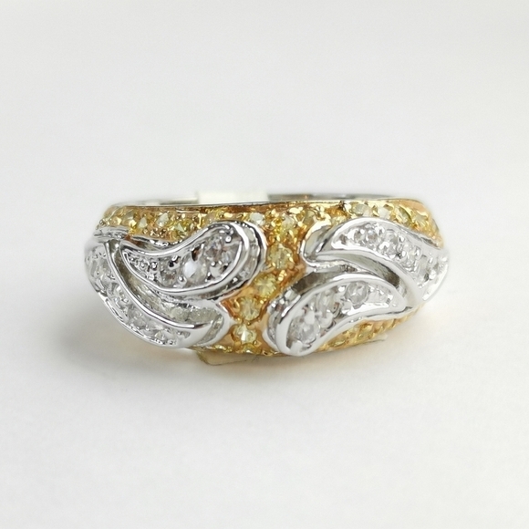 Nwt two tone 14k yellow and white gold CZ band ring size 6 - Picture 1 of 9